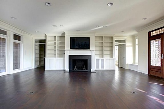 1030 Drop Tine Court Living
