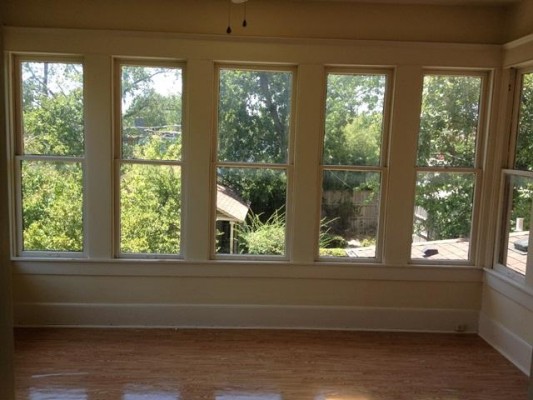 1030 Kings Hwy Windows