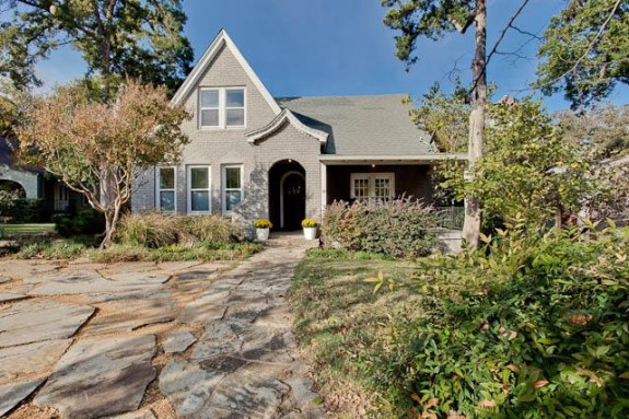 1217 N Tyler Front