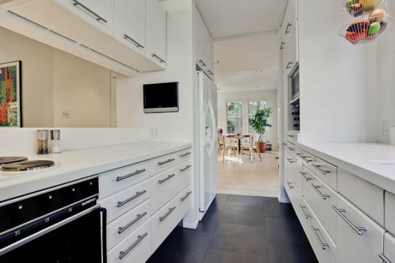 1271 N Tyler Kitchen