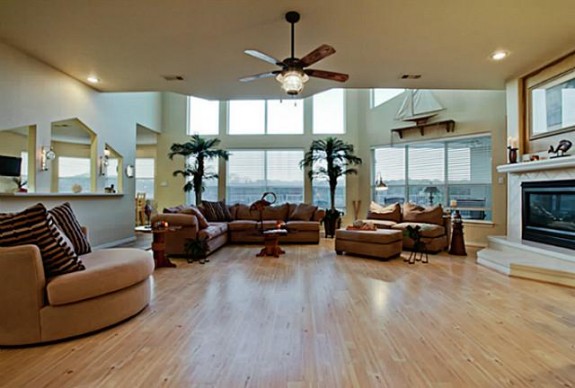 2811 Timber Crest Living