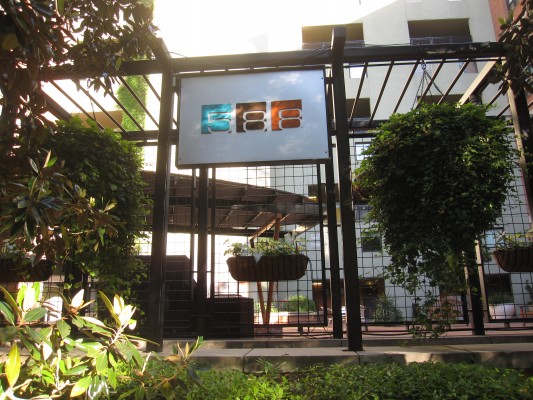 3110 Thomas Exterior