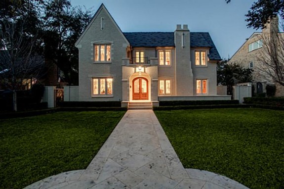 3820 Shenandoah