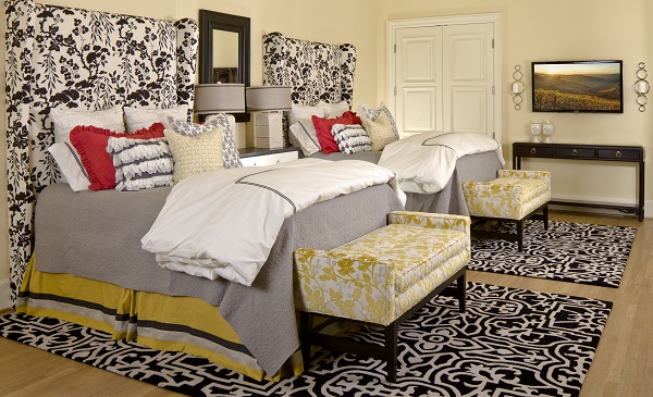 4939 Manson Ct bedroom