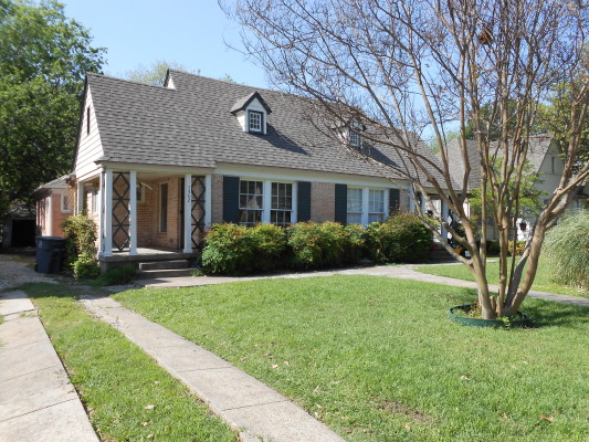 5542 Longview Front