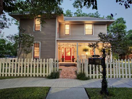 601 Parker Front