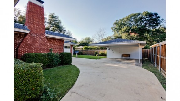 6509 Prince Backyard