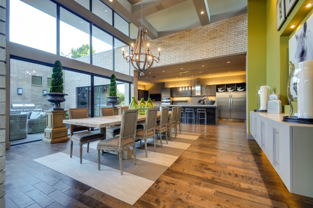 6720 Greenwich dining room