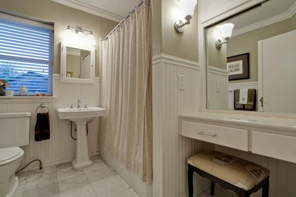 6802 Hammond Bath