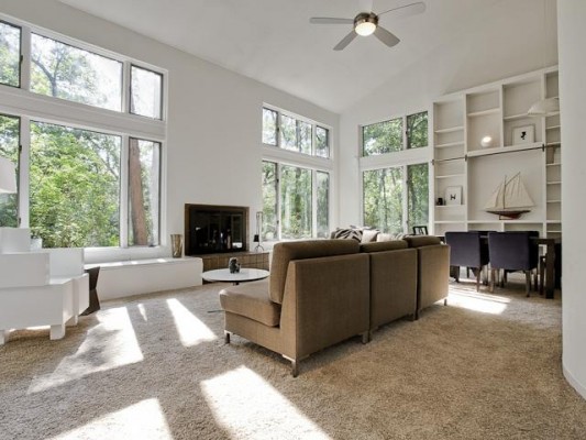 930 Kessler Parkway Living