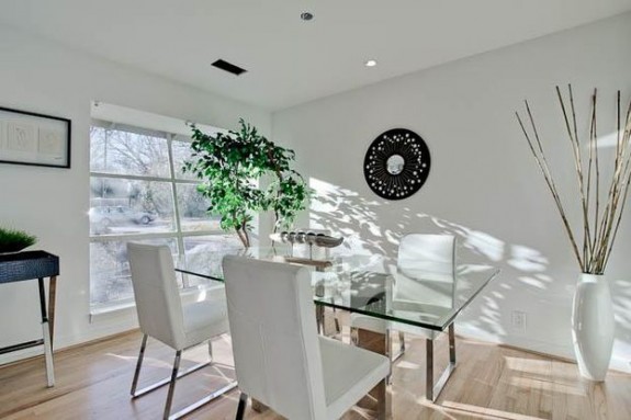 9774 Twin Creek Dining