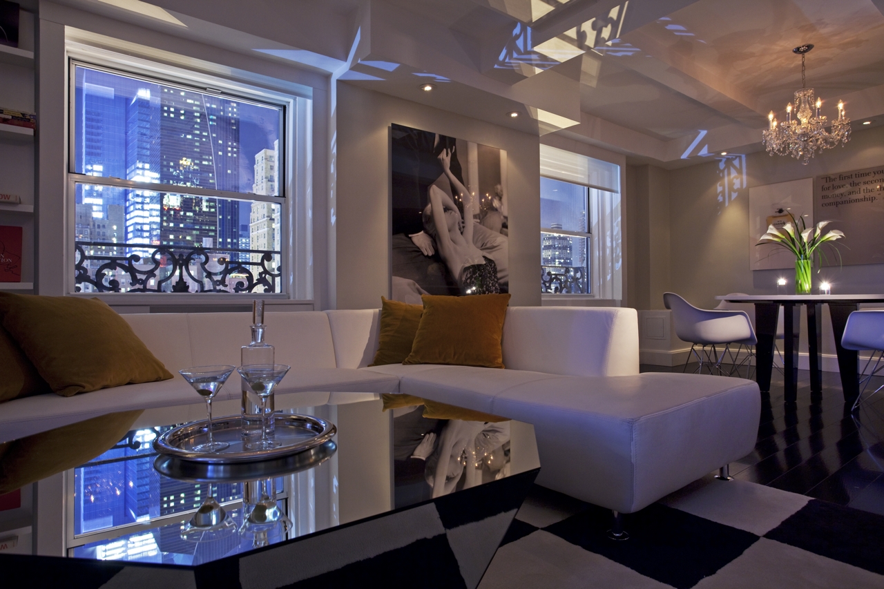Couture Suite night