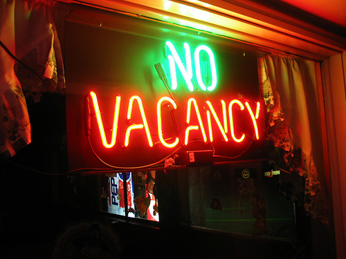 no-vacancy-sign