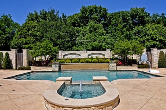 Mike Modano's Kelsey Square house pool 2